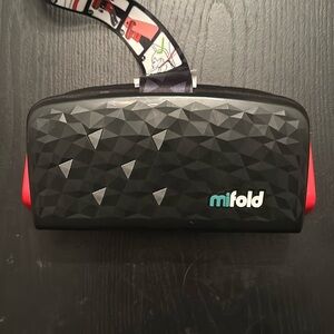 Mifold folding booster seat